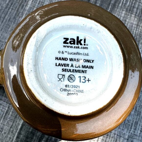 Star Wars Baby Yoda (Grogu) Hand Painted Three-Dimensional Coffee Tea Mug Zak! - Picture 4 of 4